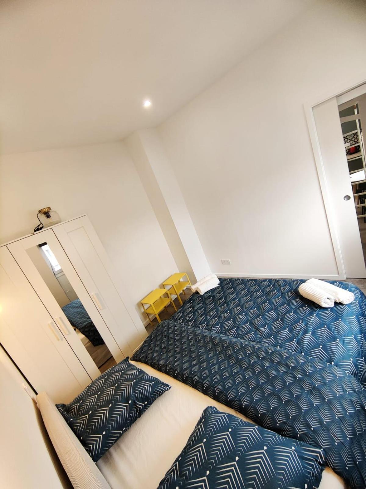 VénissieuxLoft Chic Avec Mezzanine Contemporaineアパートメント エクステリア 写真