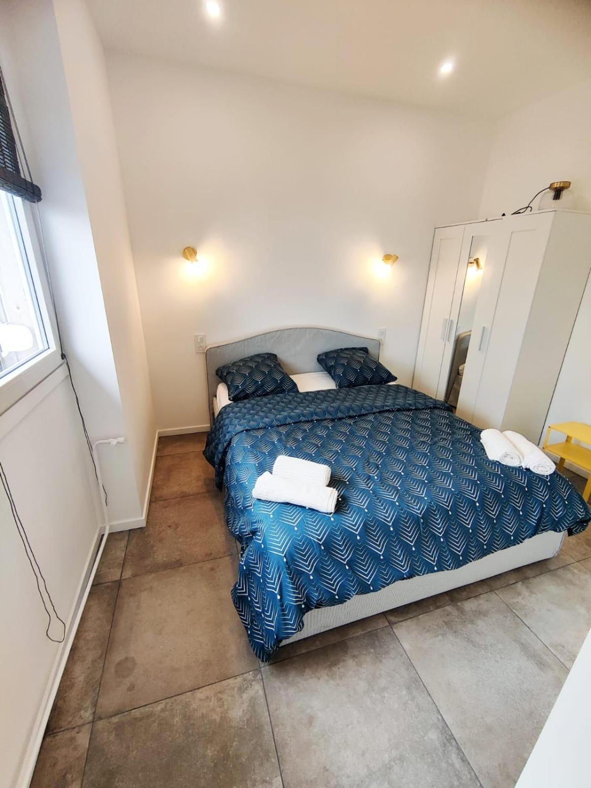 VénissieuxLoft Chic Avec Mezzanine Contemporaineアパートメント エクステリア 写真